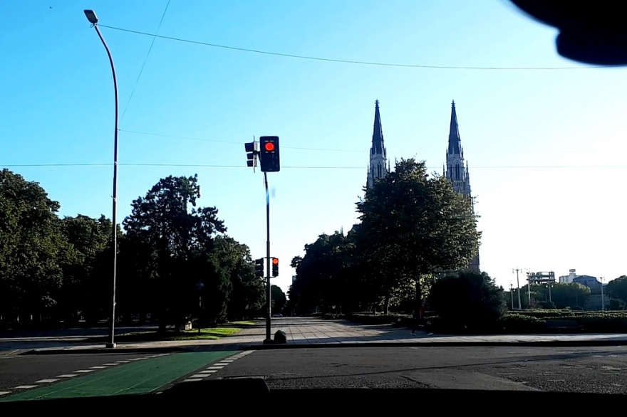 Video: así estuvieron las calles de La Plata en el primer día de cuarentena por el coronavirus