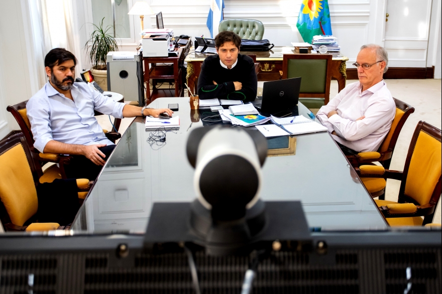 En  videoconferencia con intendentes oficialistas, Kicillof analizó la cuarentena administrada