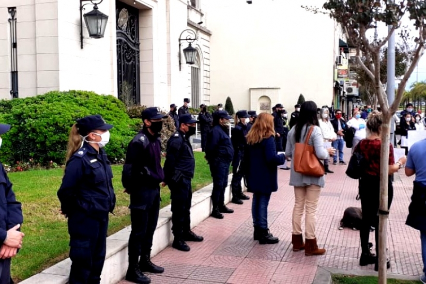 Insólito: denuncian despidos en la Municipalidad de Tigre en medio de la cuarentena