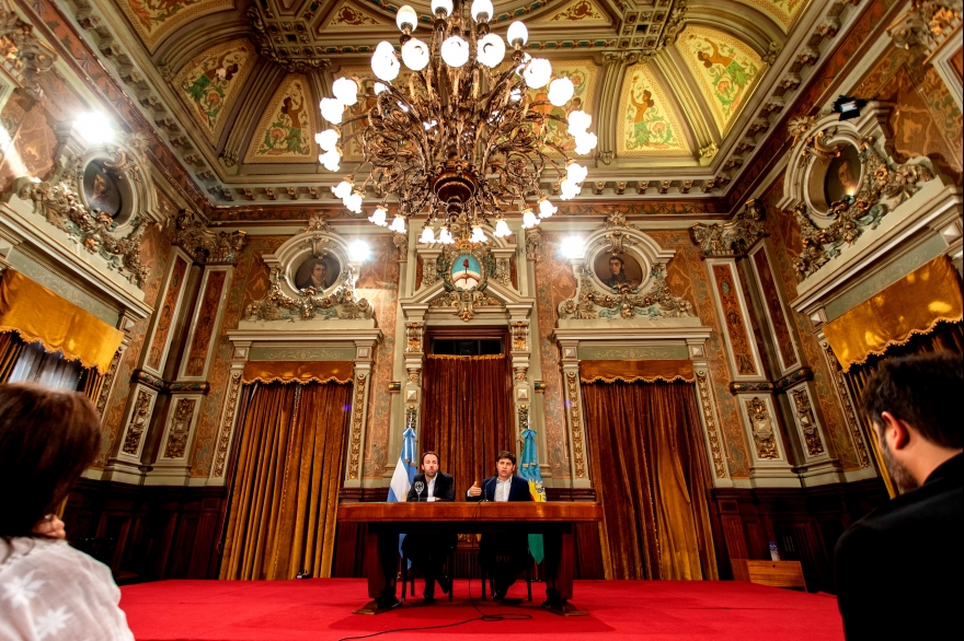 Pese al rechazo de algunos bonistas, Kicillof ratificó la oferta  sobre la deuda de la Provincia