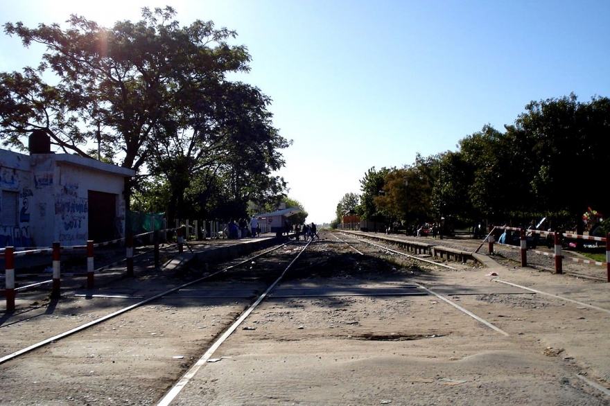 Discutía con un joven, disparó un arma y mató a un vecino que pasó por el lugar