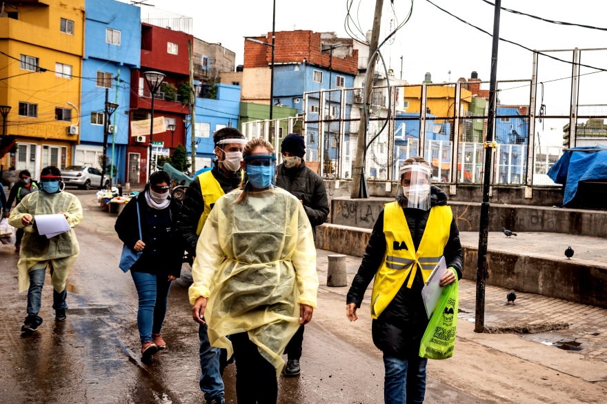 Cómo es la búsqueda de casos de Covid-19 que el gobierno porteño lleva adelante en el barrio 31