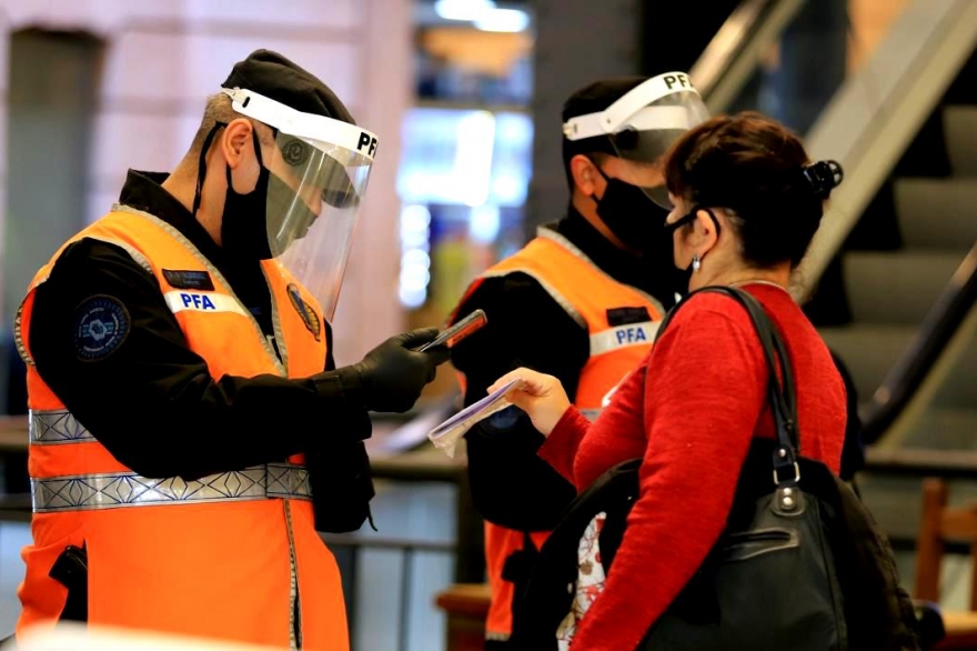 Exceptuados y esenciales: quiénes son los que podrán usar el transporte público en el AMBA