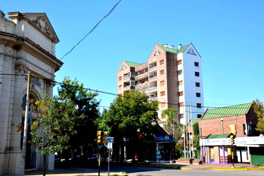 En Lincoln trabajan en el programa “Comprá Local”, para fortalecer el consumo interno