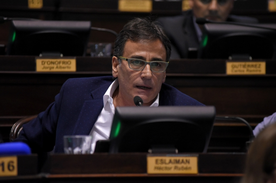 Eslaiman acusó a la oposición de “poner a los bonaerenses de rehenes” por no tratar endeudamiento