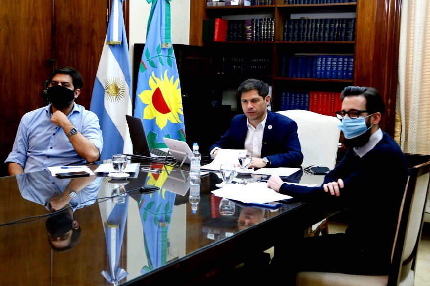 Transición a la pospandemia: Kicillof y Simone firmaron convenios del FIM con 44 municipios