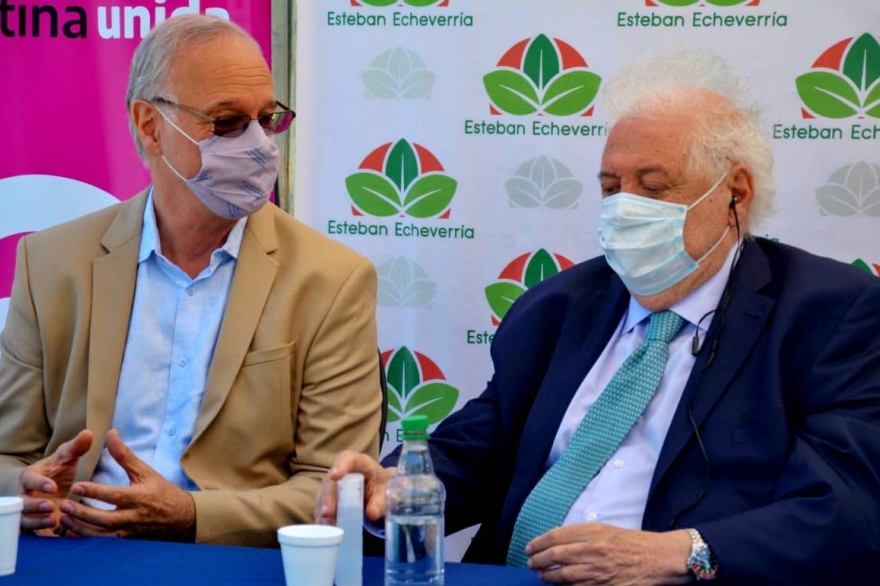 Ginés y Gollan encabezaron el relanzamiento la campaña de vacunación para niños