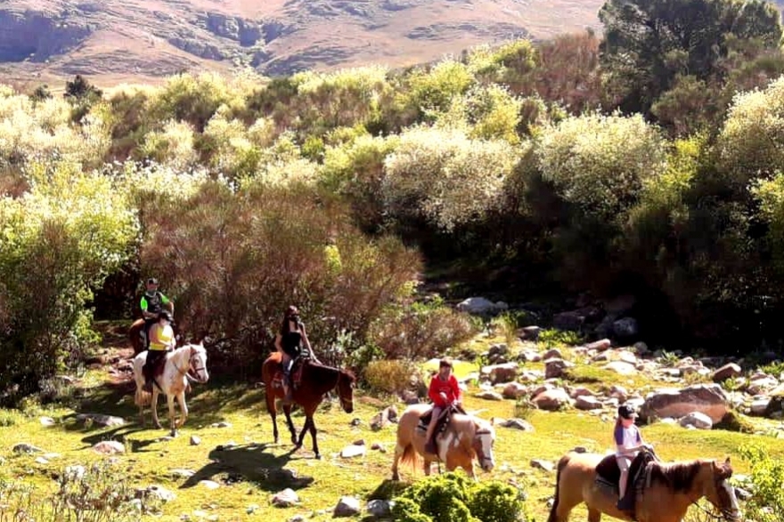 Recorré la Provincia y conocé el placer de cabalgar por los paisajes más hermosos