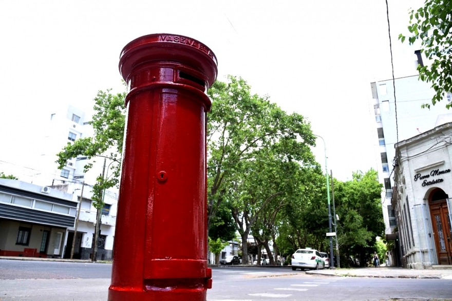En La Plata encaran la puesta en valor y restauración de los históricos buzones del correo