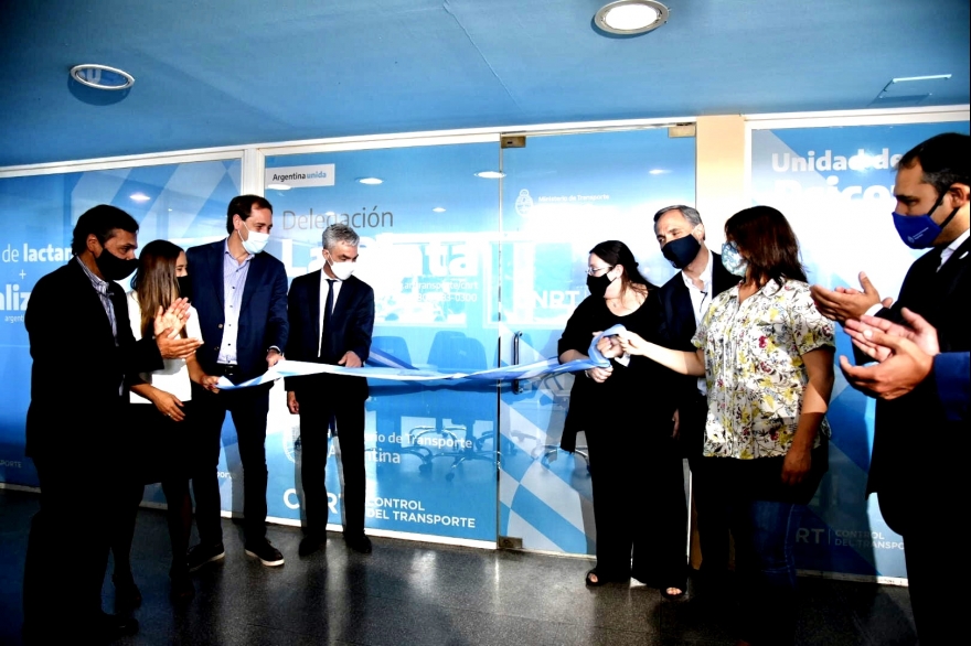Garro y Meoni inauguraron nuevas oficinas de la CNRT en la Terminal de La Plata
