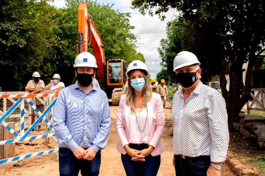 Galmarini recorrió con Nardini una obra de agua potable en Malvinas Argentinas