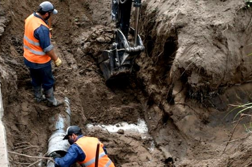 Quejas y alertas al municipio por falta de agua de red en barrios de Monte Hermoso