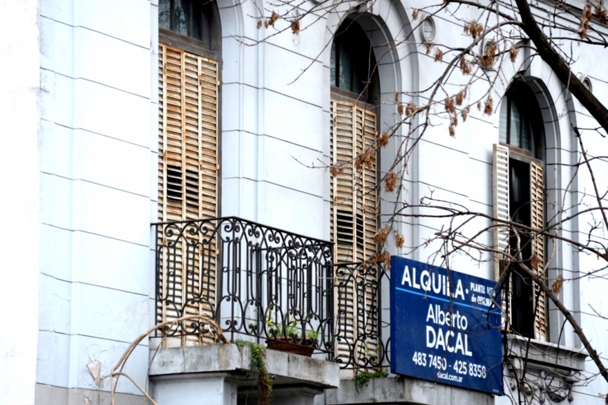 La Defensoría pidió prórroga la suspensión de desalojos y el congelamiento de alquileres