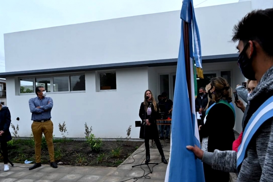 Agustina Vila y Suescun inauguraron el nuevo edificio de la Secundaria 2 de Rauch