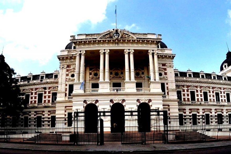 Mirá las refacciones que realiza el gobierno bonaerense en el edificio de Gobernación