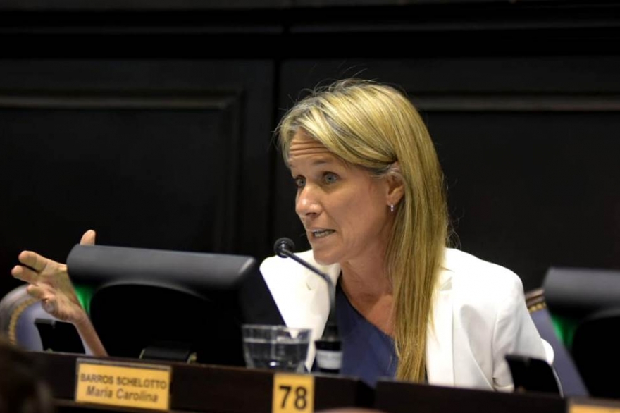 Carolina Barros Schelotto: “Los políticos tenemos que ponernos últimos en la fila de vacunación”