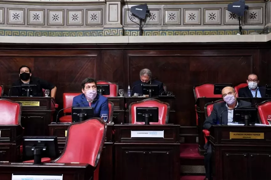 Senadores bonaerenses apuntaron a Larreta por “no darle las vacunas al personal estratégico”