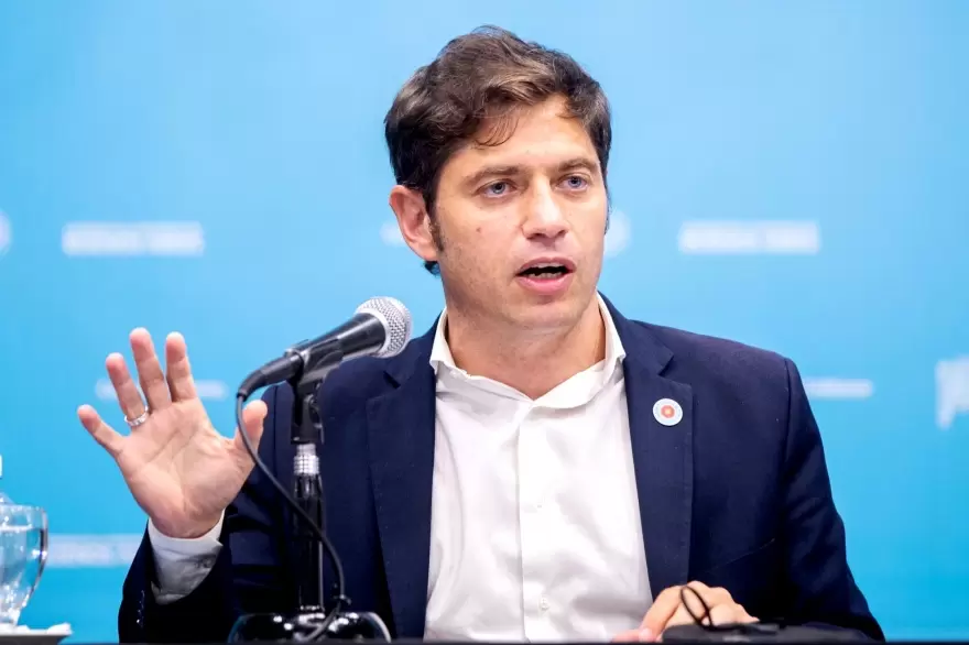 Kicillof apoyó a Basualdo en la fuerte interna con Martín Guzman