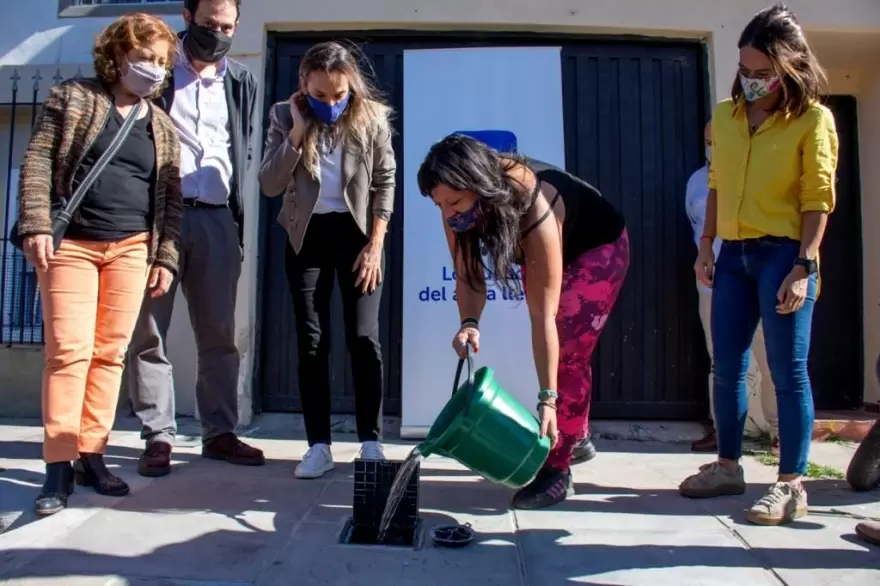 Galmarini volvió a Tigre, su “lugar en el mundo”, e inauguró una nueva red cloacal