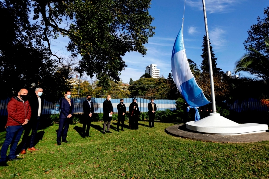 Kicillof e intendentes conmemoraron la Revolución de Mayo en Gobernación