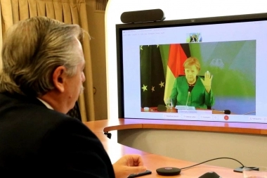 Argentina sumó el apoyo de Merkel en la negociación con el FMI