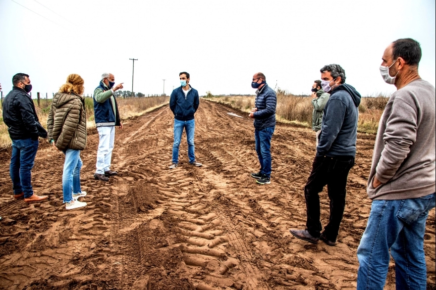 Petrecca supervisó los trabajos en obras de caminos rurales de Junín