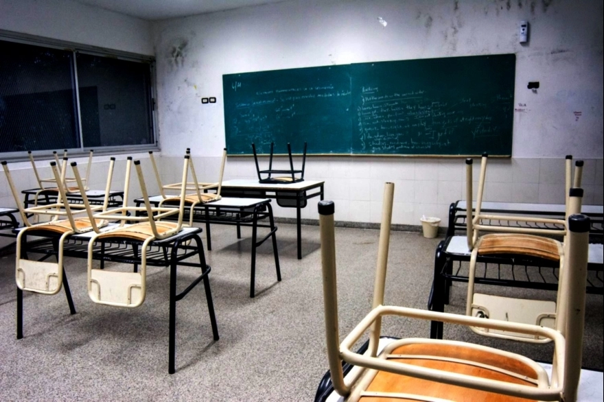 Cuál fue la respuesta de Educación sobre las escuelas que no vuelven a clases en La Plata