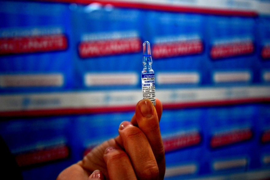 Kicillof anunció vacunación libre para personas mayores de 55 años