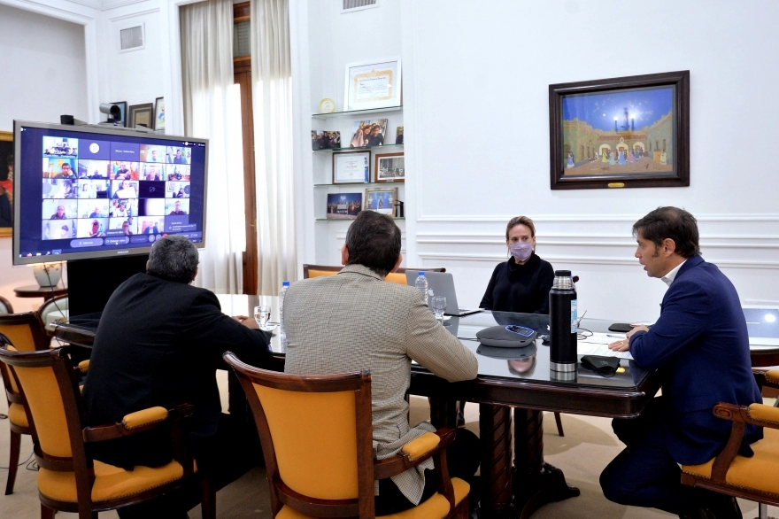 Kicillof presentó Provincia Leasing para 34 municipios bonaerenses