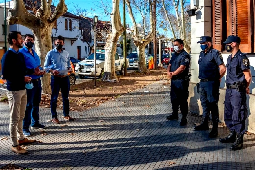 Petrecca entregó patrulleros y motos para las fuerzas policiales de Junín