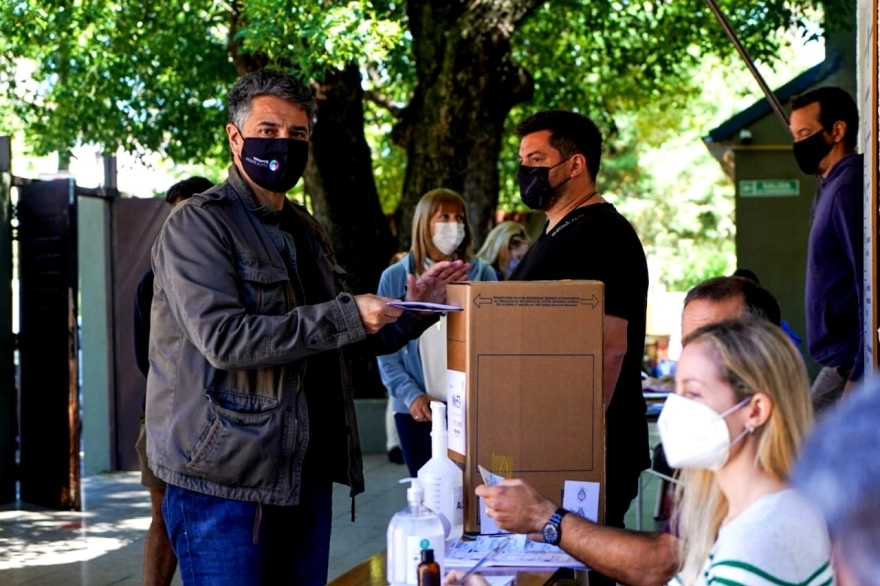 Jorge Macri emitió su voto: “Es un día para celebrar la democracia”