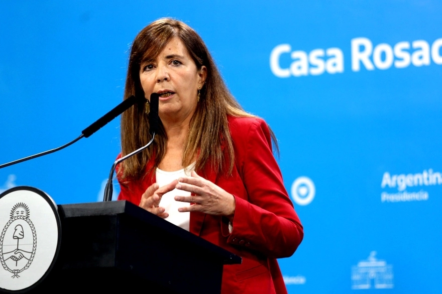 Cerruti abrió la posibilidad de que el Gobierno apruebe la reelección indefinida de intendentes