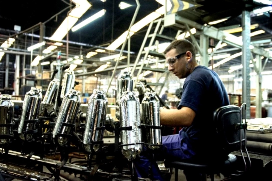La industria manufacturera bonaerense creció un 11,8% en agosto