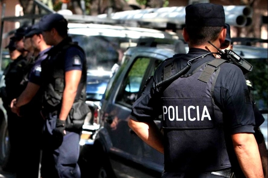 General Rodríguez: una mujer policía baleada y un menor detenido
