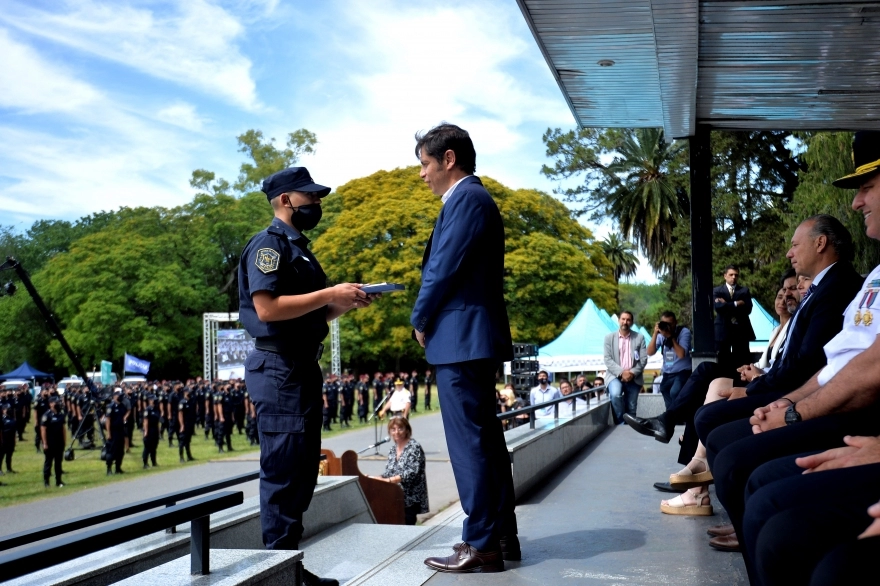 Bicentenario de la Policía: Kicillof dijo que no va a soportar que no se "cumplan los derechos humanos"