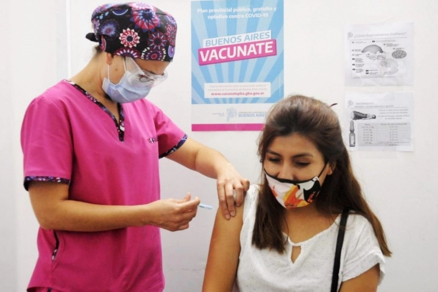 Turistas que visiten la provincia de Buenos Aires podrán vacunarse
