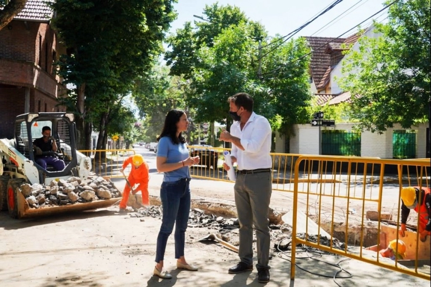 Soledad Martínez visitó las obras hidráulicas que se llevan a cabo en Olivos