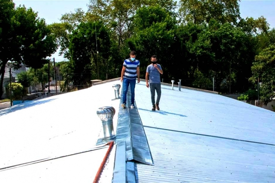 Petrecca recorrió las obras en la Escuela de Educación Especial 502