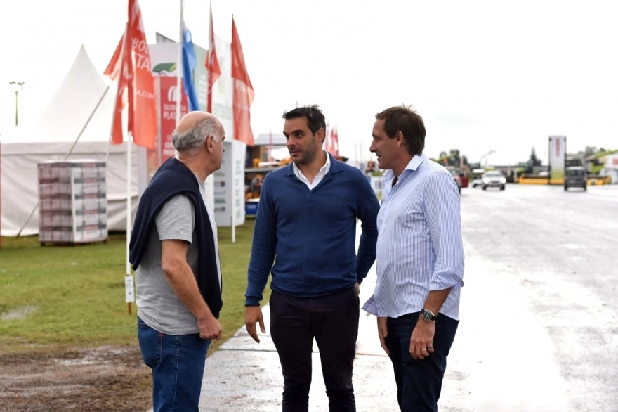 Tras el cruce con Berni, Passaglia también pide manejar la Policía local