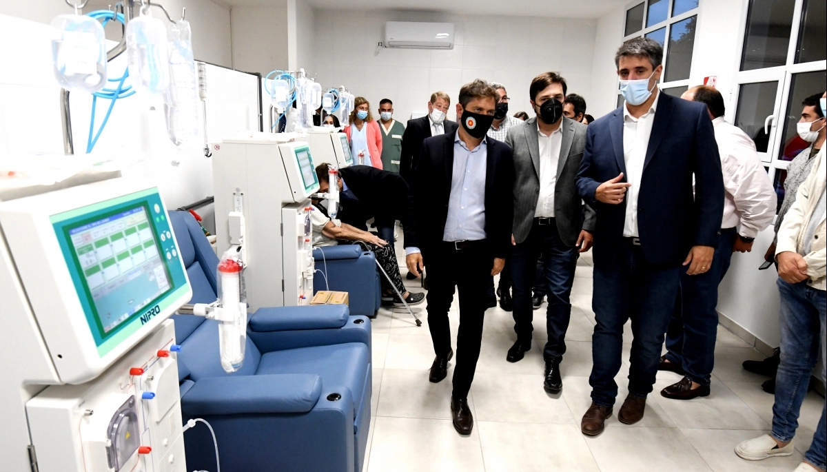 Kicillof apuntó a un “sistema de salud público insustituible" en la Provincia