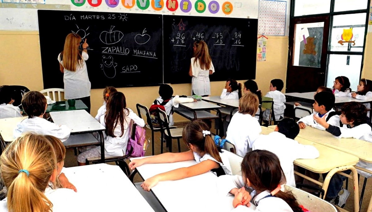 Por presión de docentes, continúa el Programa +ATR con presencialidad plena