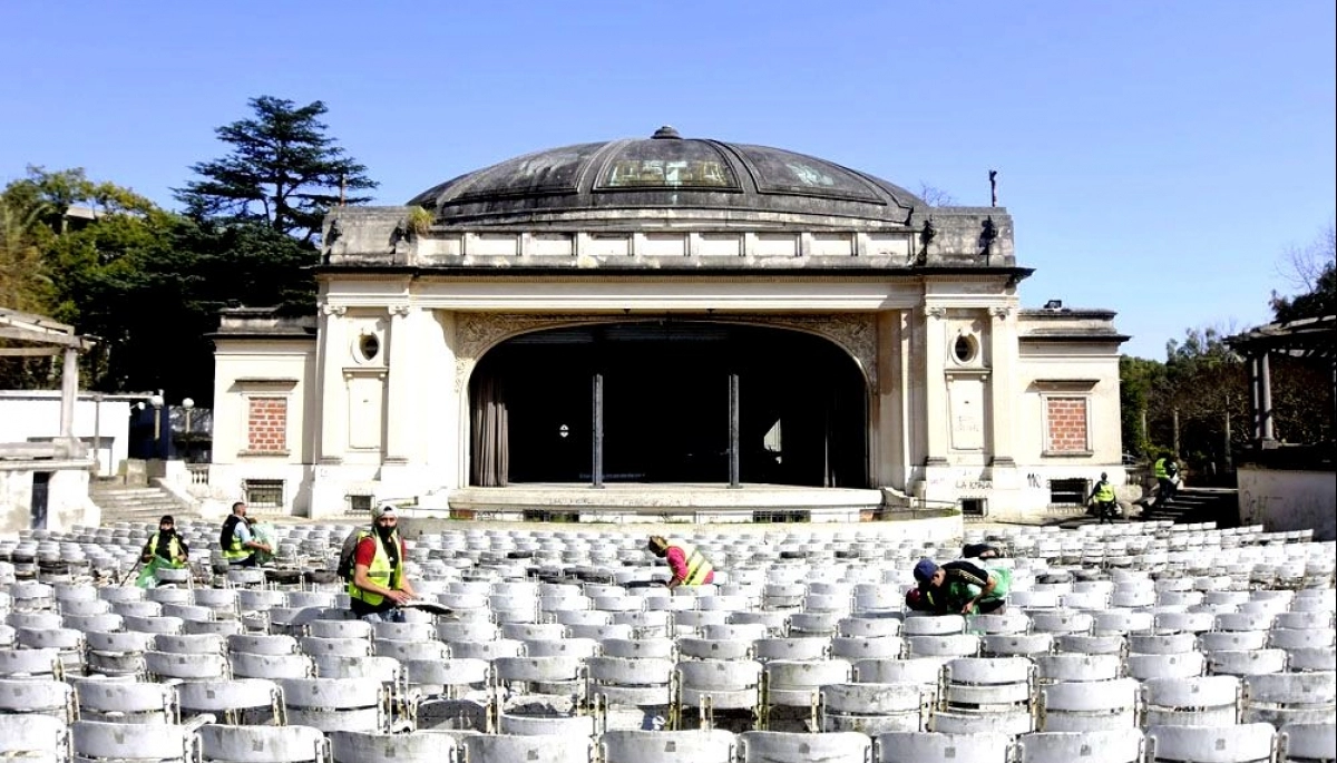 Garro acusó a Provincia de querer "expropiar" el Teatro del Lago en La Plata