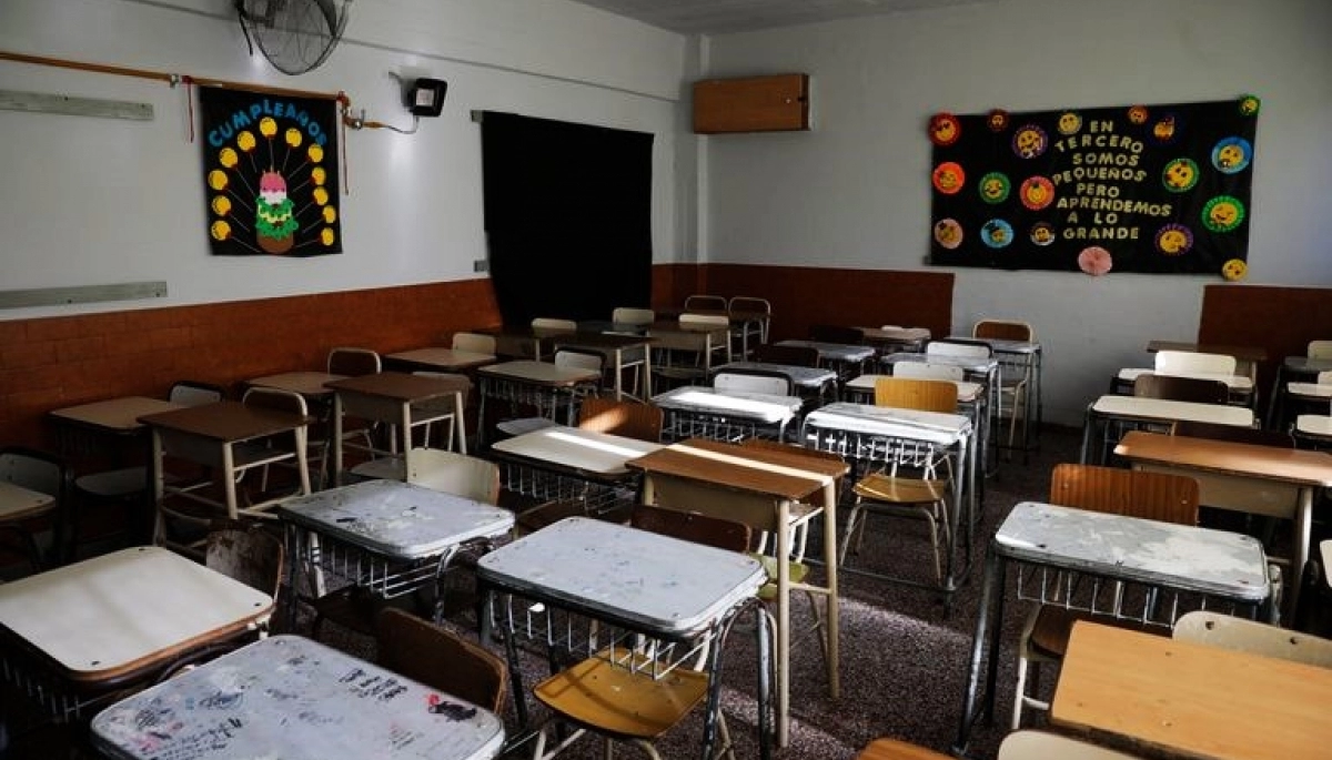 La Provincia analiza sacar el barbijo obligatorio en escuelas