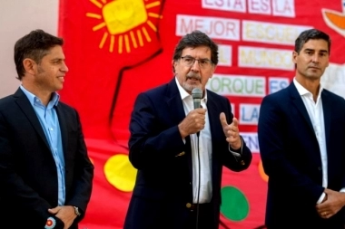 Cuál es la postura de la Provincia sobre extender las clases una hora