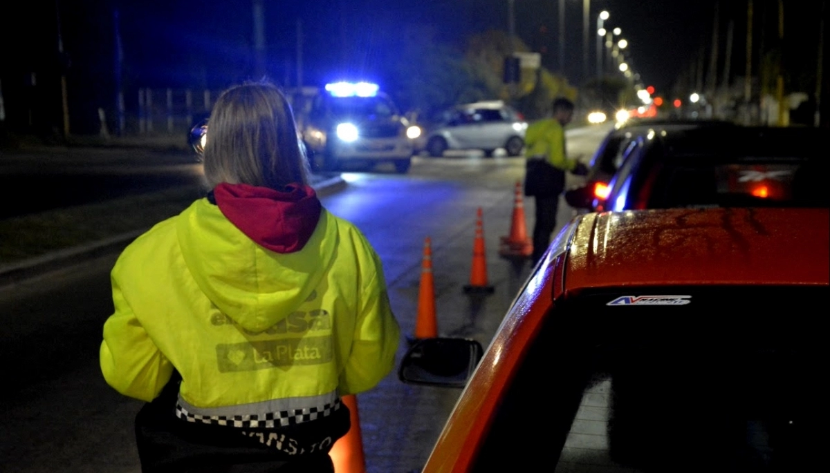 Mega operativo en La Plata: más 40 vehículos secuestrados