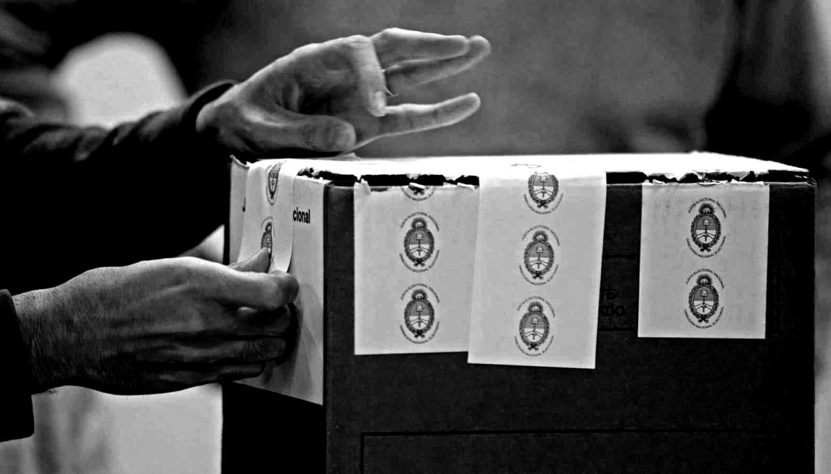 Efecto Milei: un sector de Juntos ve con buenos ojos desdoblar elecciones en la Provincia
