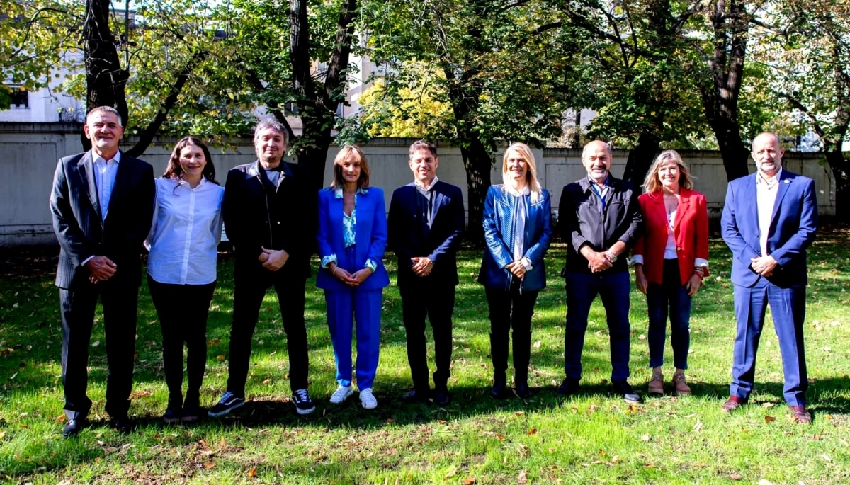 Kicillof, Insaurralde, Máximo y una foto para “ordenar” el debate interno