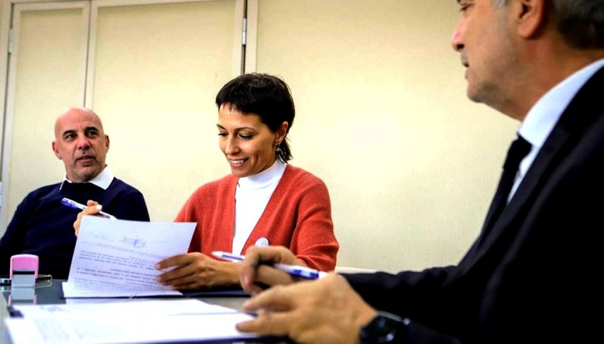 Mayra Mendoza  firmó convenios de cooperación con el Ministerio de Justicia y la UNQ