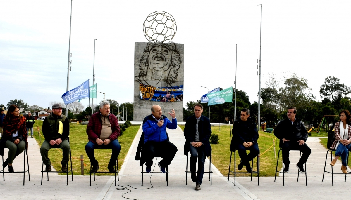 Katopodis y Paredi anunciaron acuerdo para terminar el Natatorio de Mar Chiquita