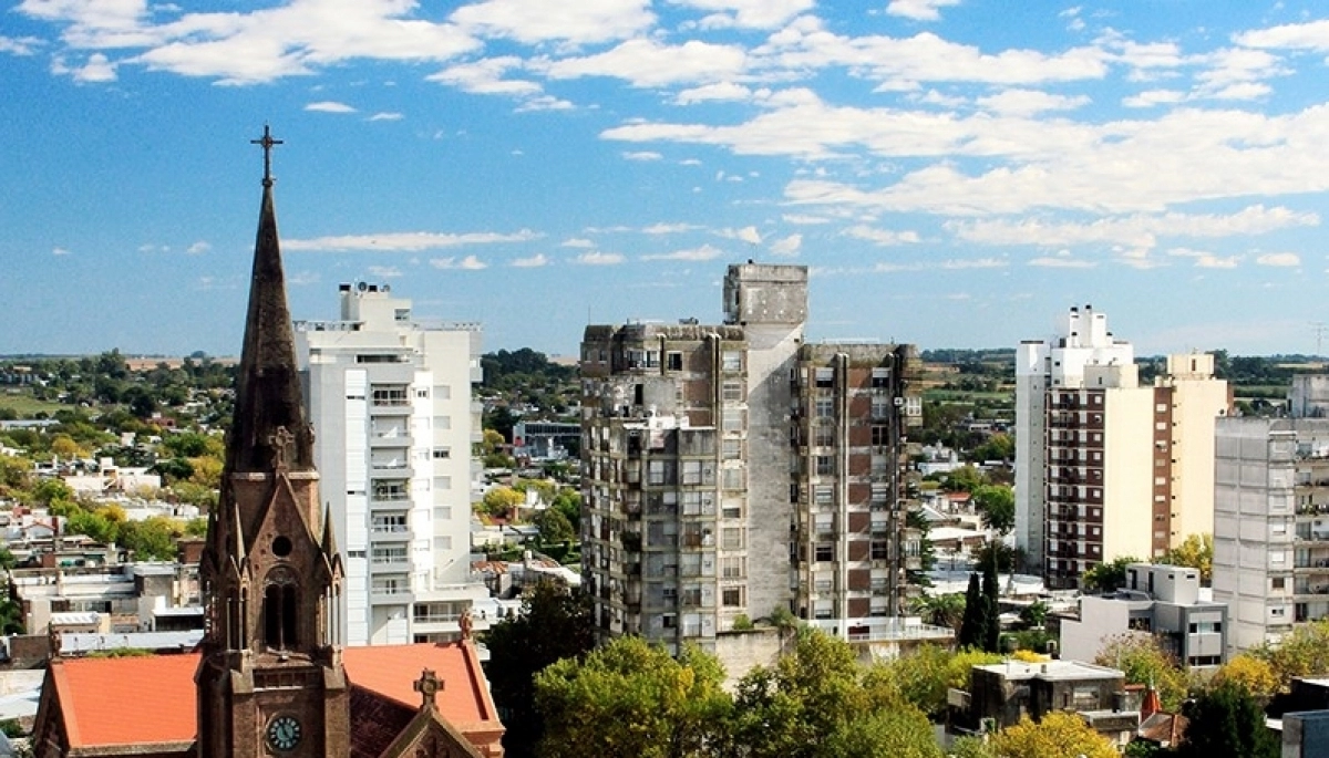 Destinos bonaerenses: dos ciudades con historia y naturaleza ideal para descansar